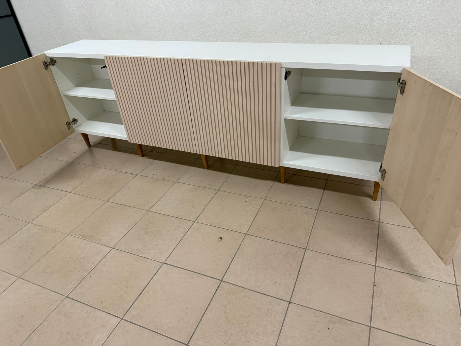 IKEA buffet - Image 17