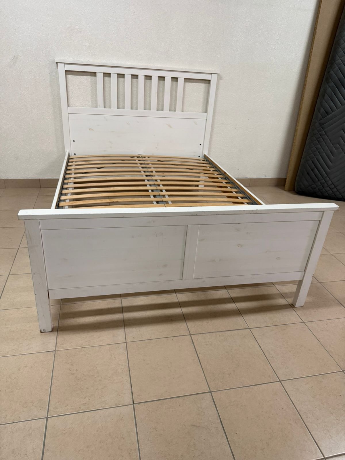 White IKEA bed 140x200 cm - Image 11