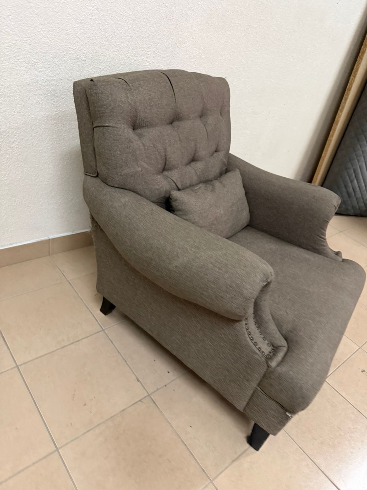Home Centre armchair - Image 9