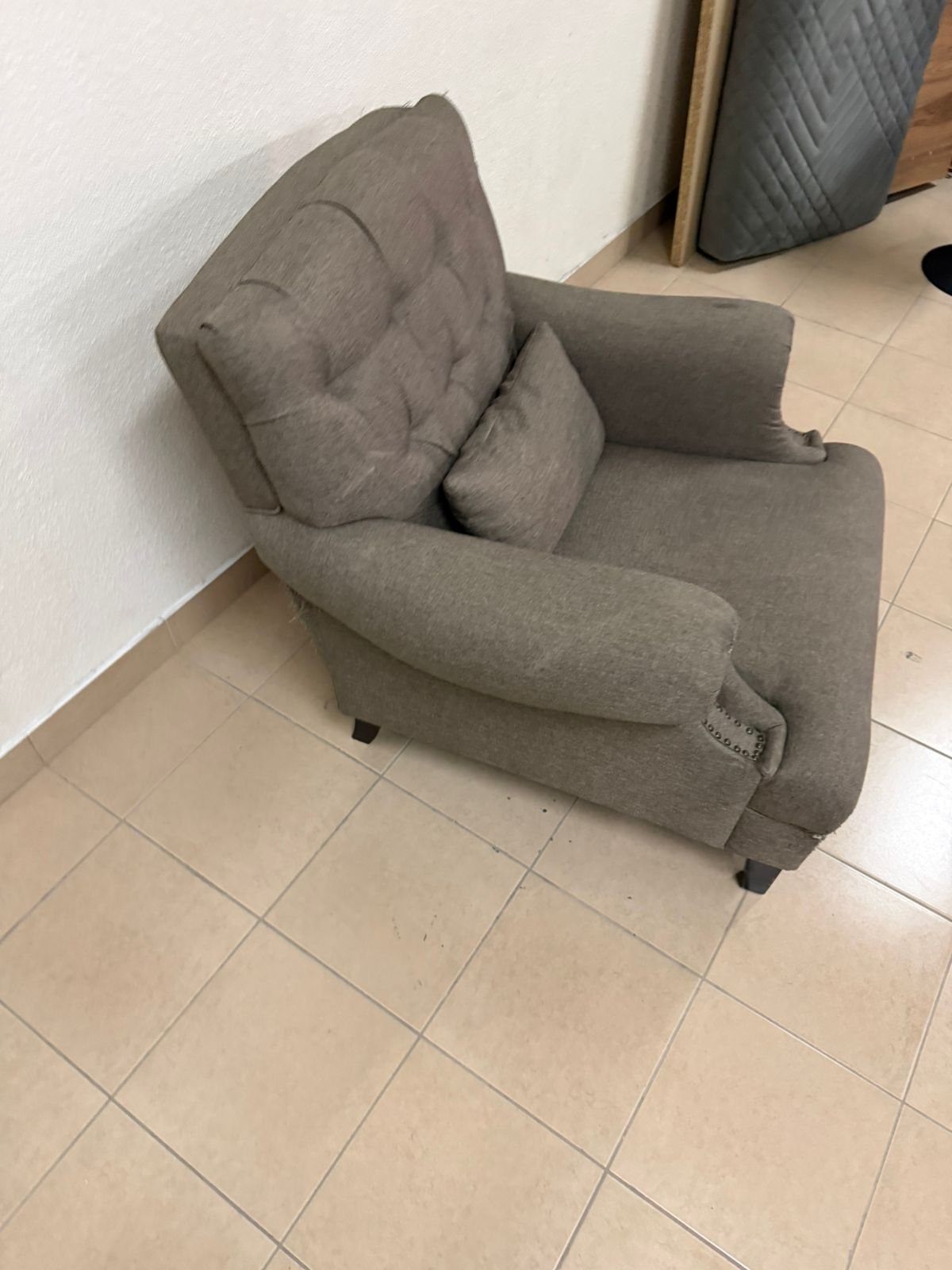 Home Centre armchair - Image 13