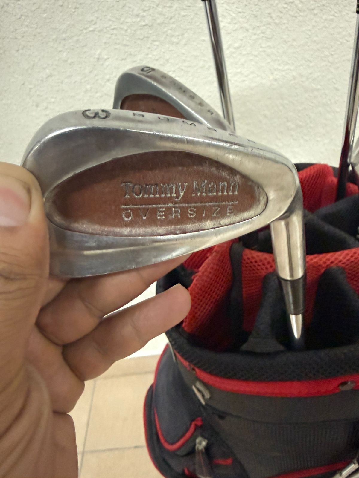 A complete set of golf clubs with a carrying case. - Image 7