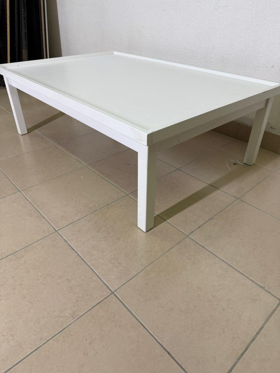 White coffee table from IKEA - Image 5