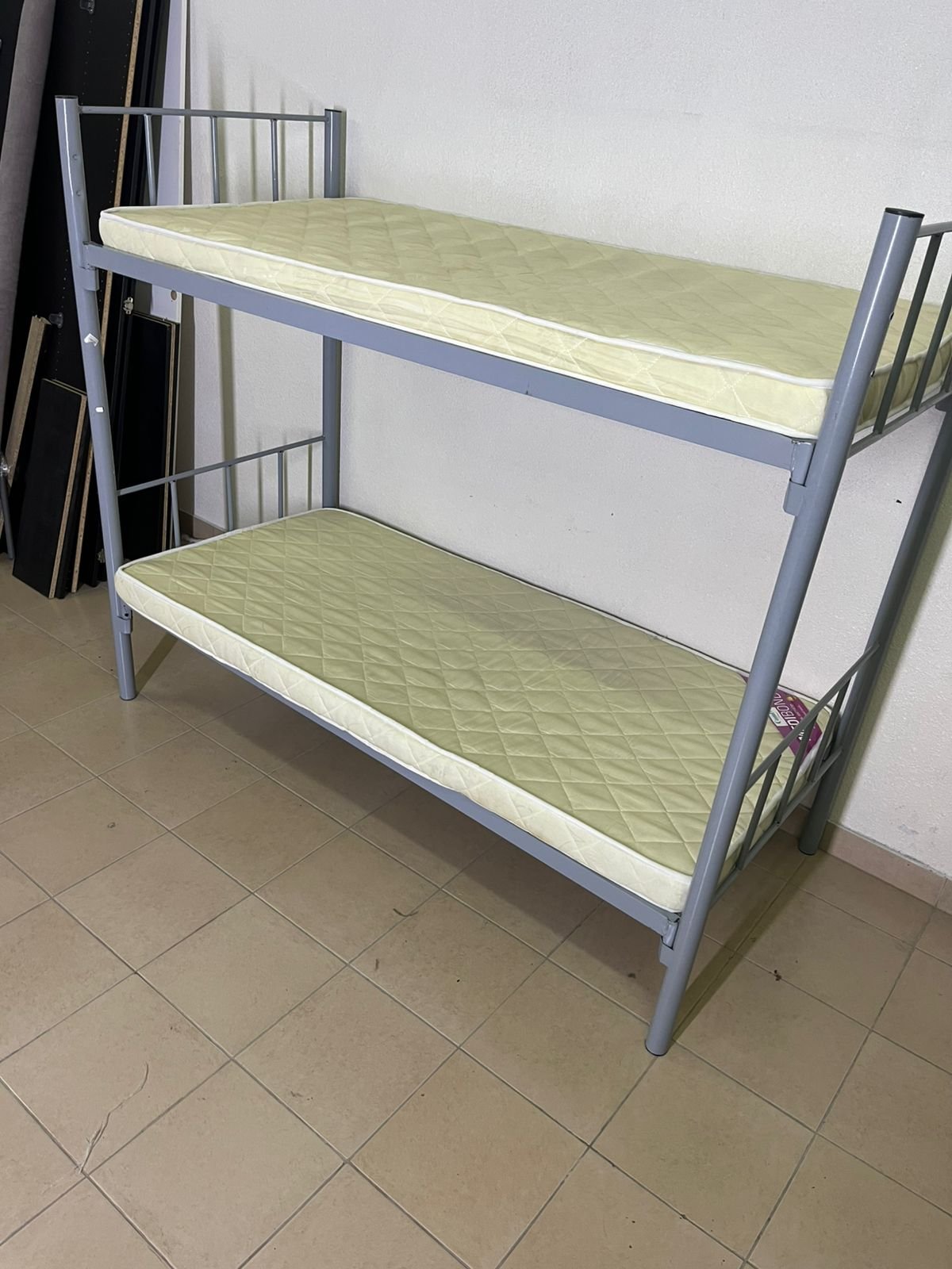Metal bunk bed in gray - Image 3