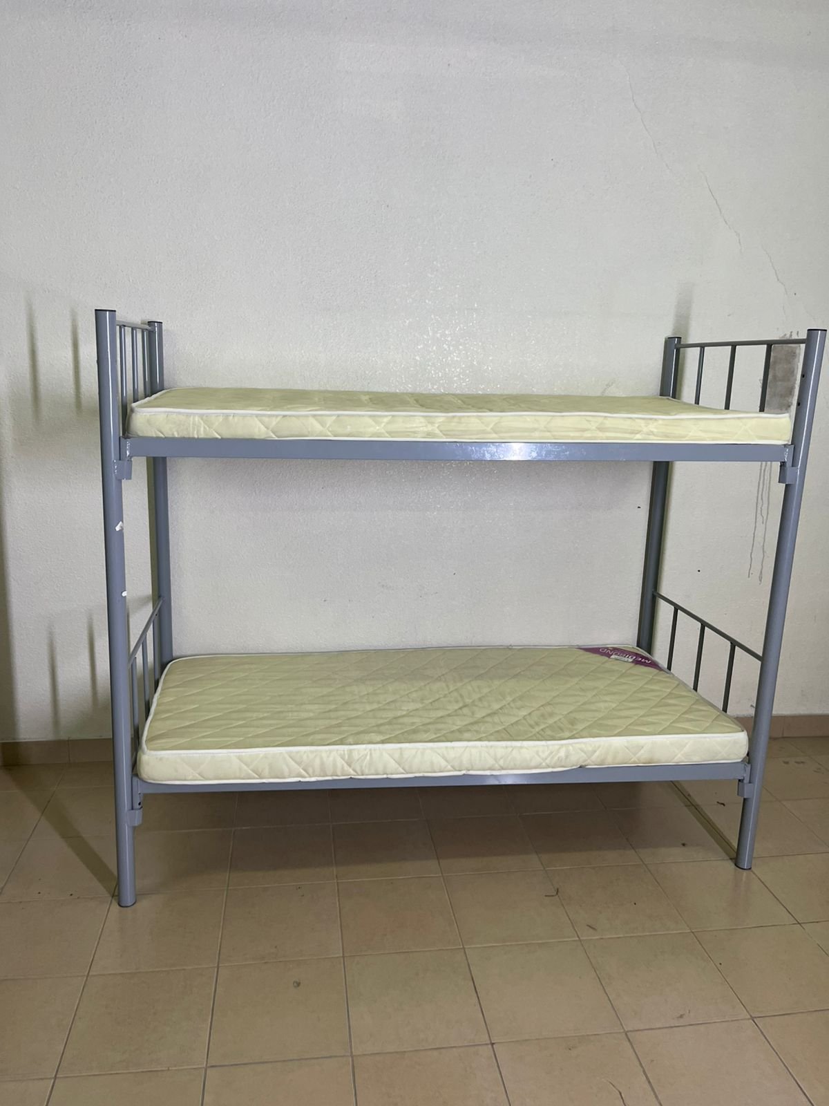 Metal bunk bed in gray - Image 6