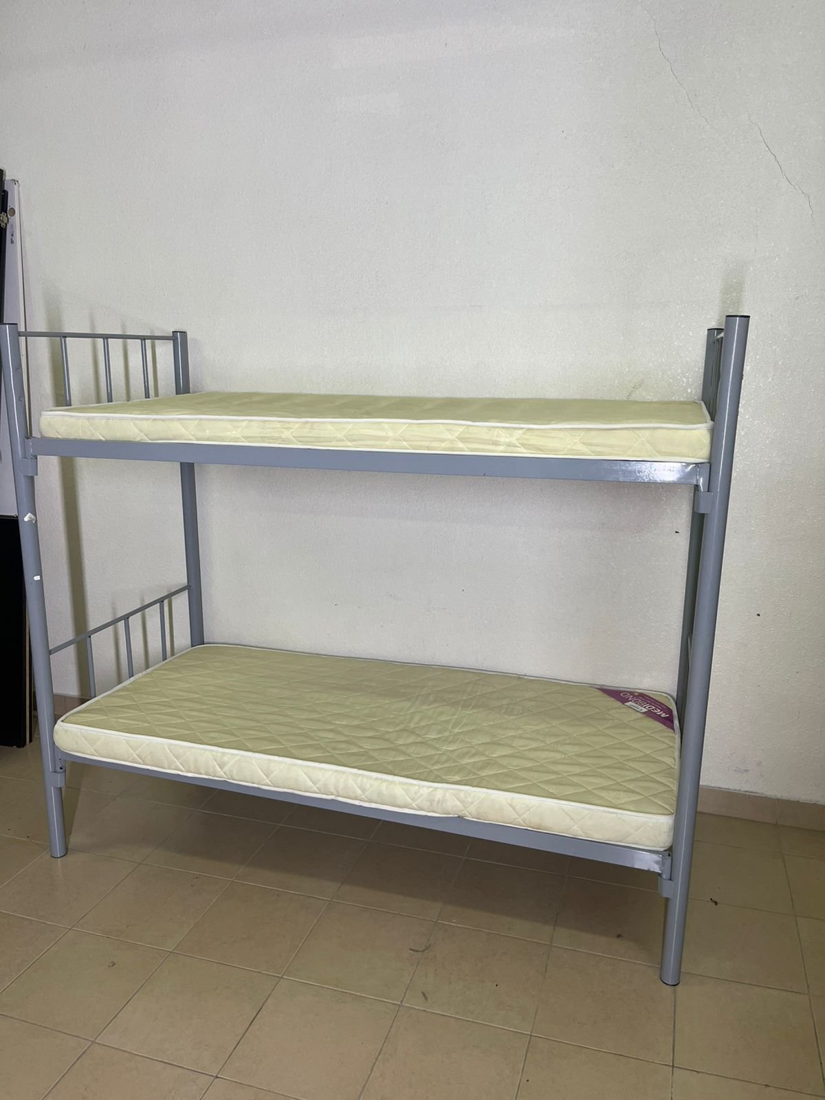 Metal bunk bed in gray - Image 7