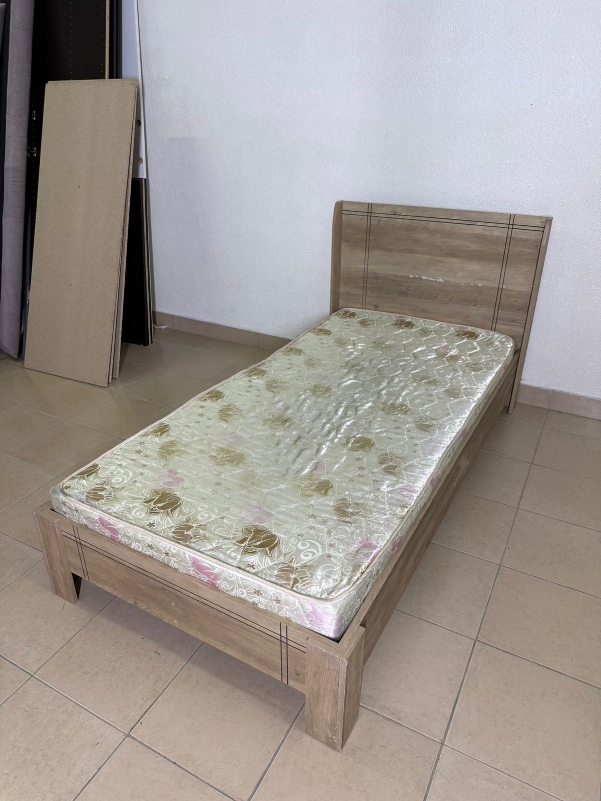 Wooden bed with mattress from Home Box, 90*200 cm - Image 11