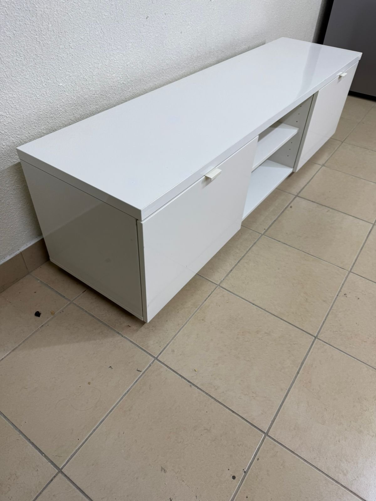 IKEA TV stand, glossy white - Image 9