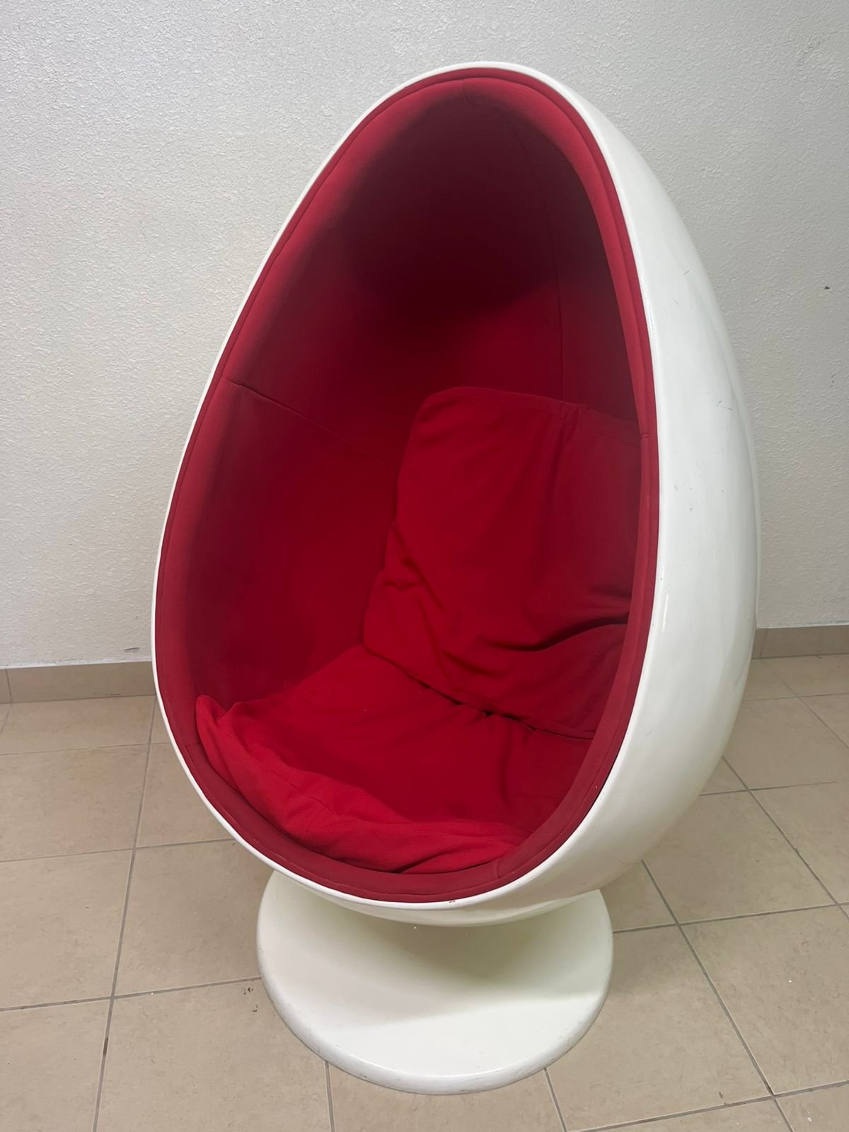 A famous chair known as the "ball chair" or "egg chair"