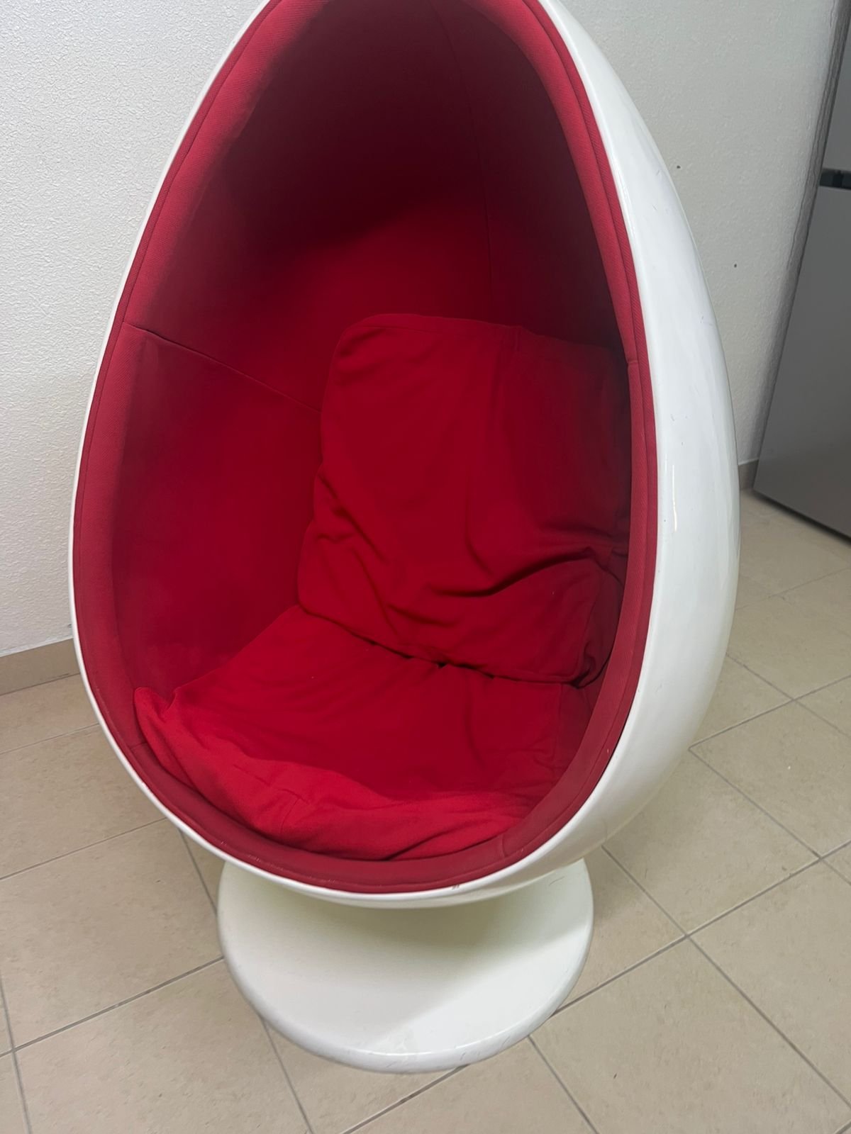 A famous chair known as the "ball chair" or "egg chair" - Image 6