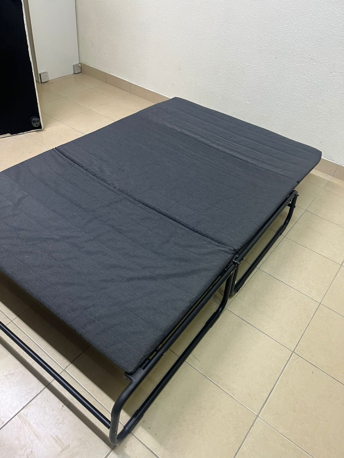 IKEA HAMMARN sofa bed in dark gray. - Image 9