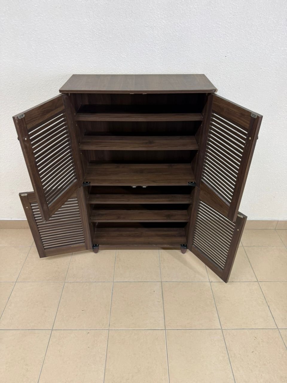 Home Centre four-door shoe cabinet - Image 5