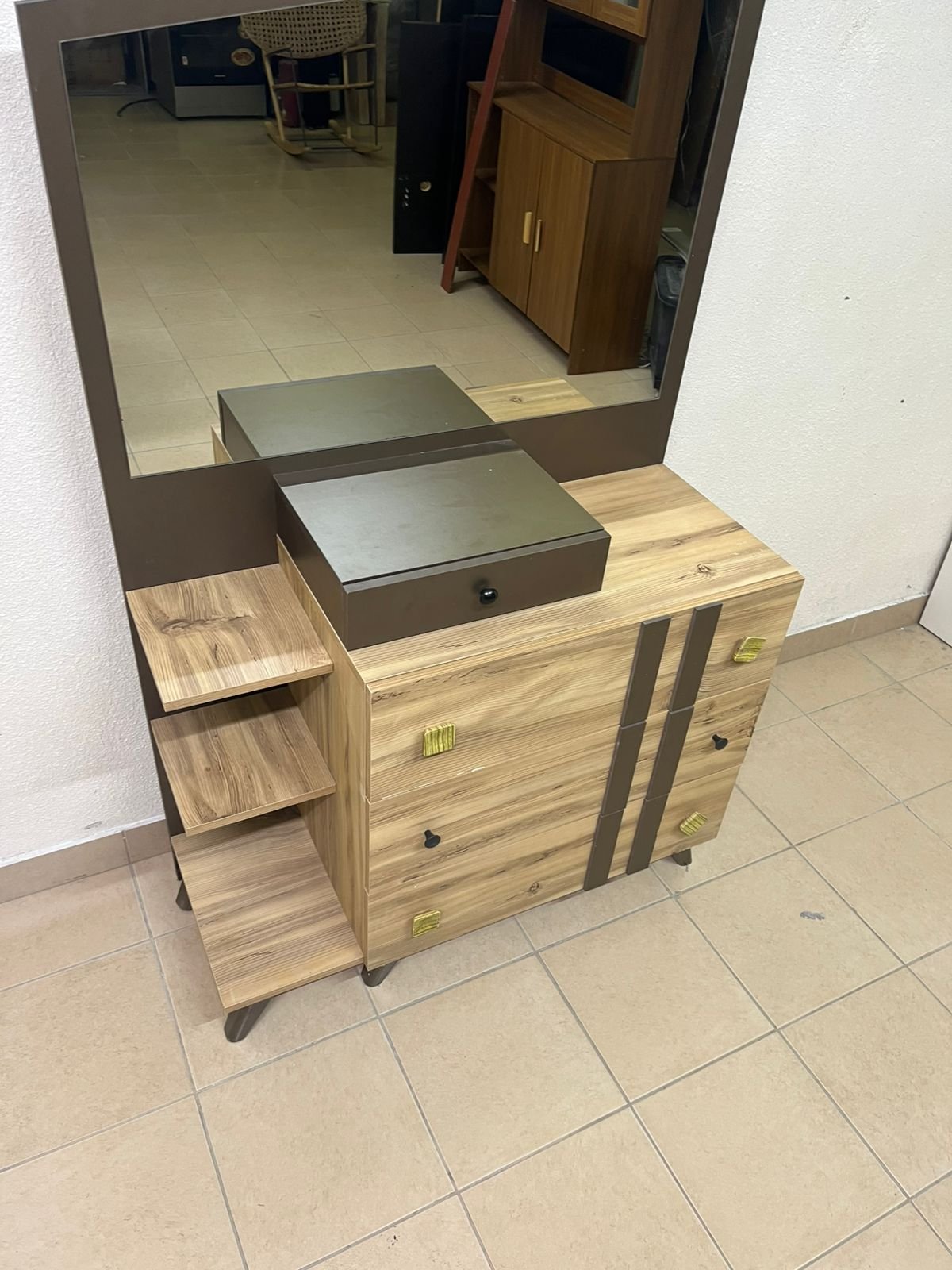 Dressing table with drawers - Image 5
