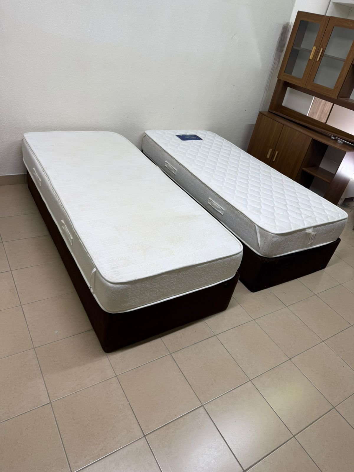 Two single beds with mattresses - Image 6