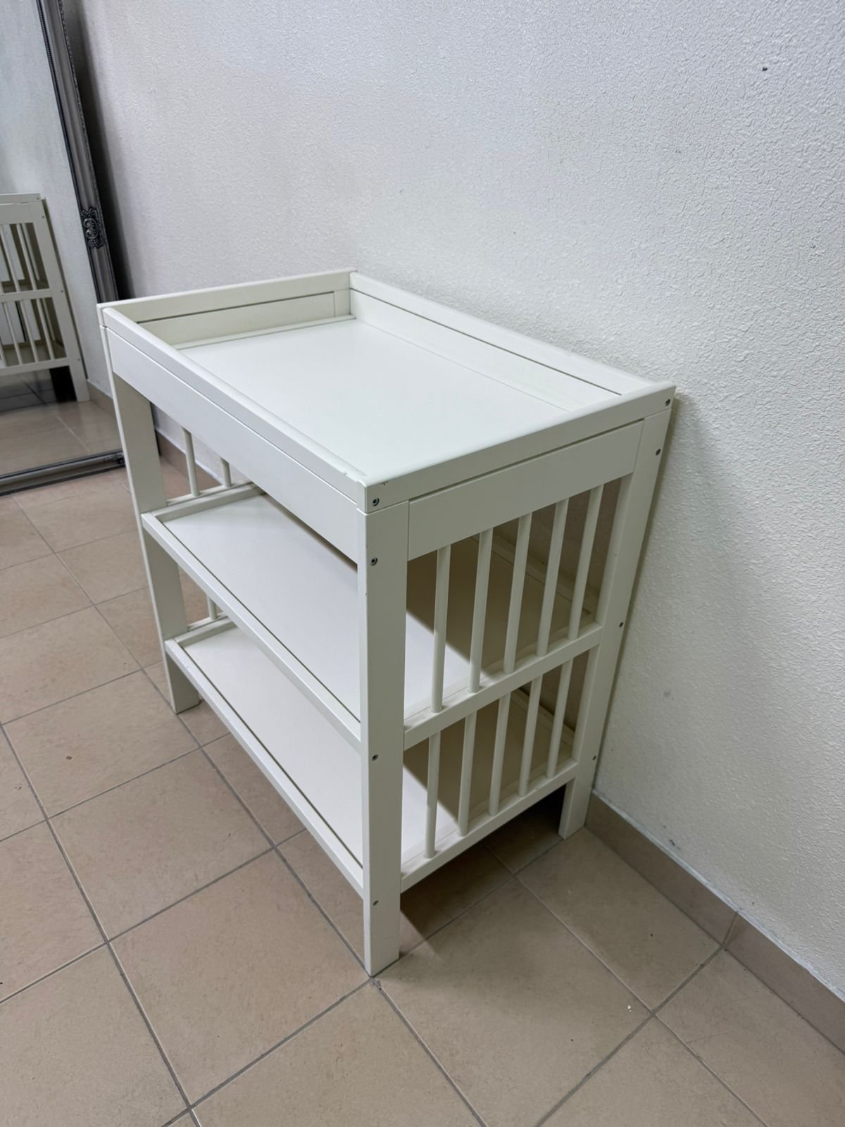 IKEA changing table in white - Image 2