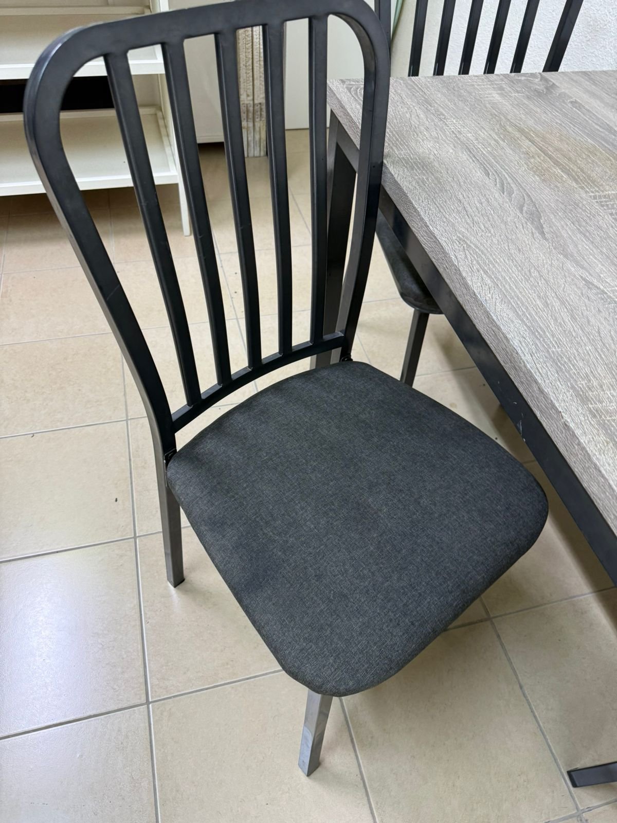 Dining table with 3 chairs - Image 7