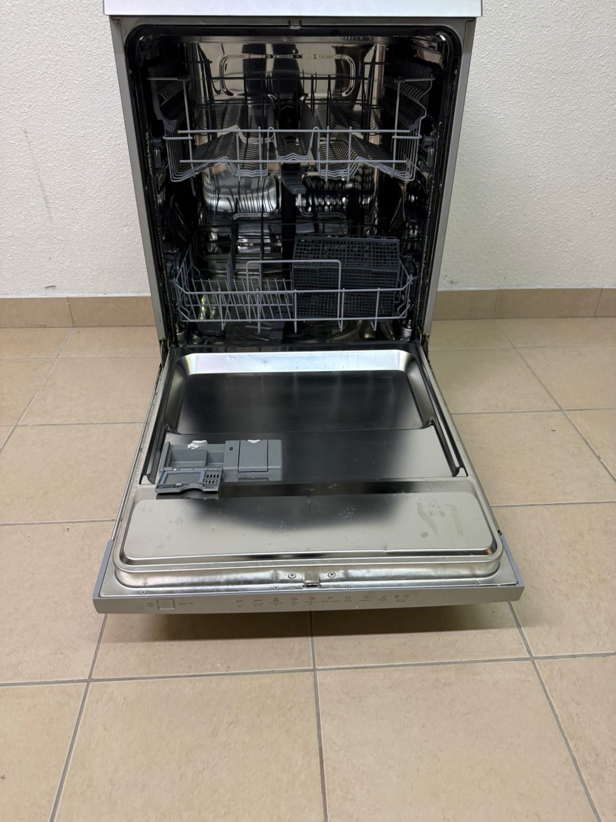 Electrolux brand dishwasher - Image 7