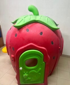 This playhouse is the "Fruity Dream House" model from the Mets brand.