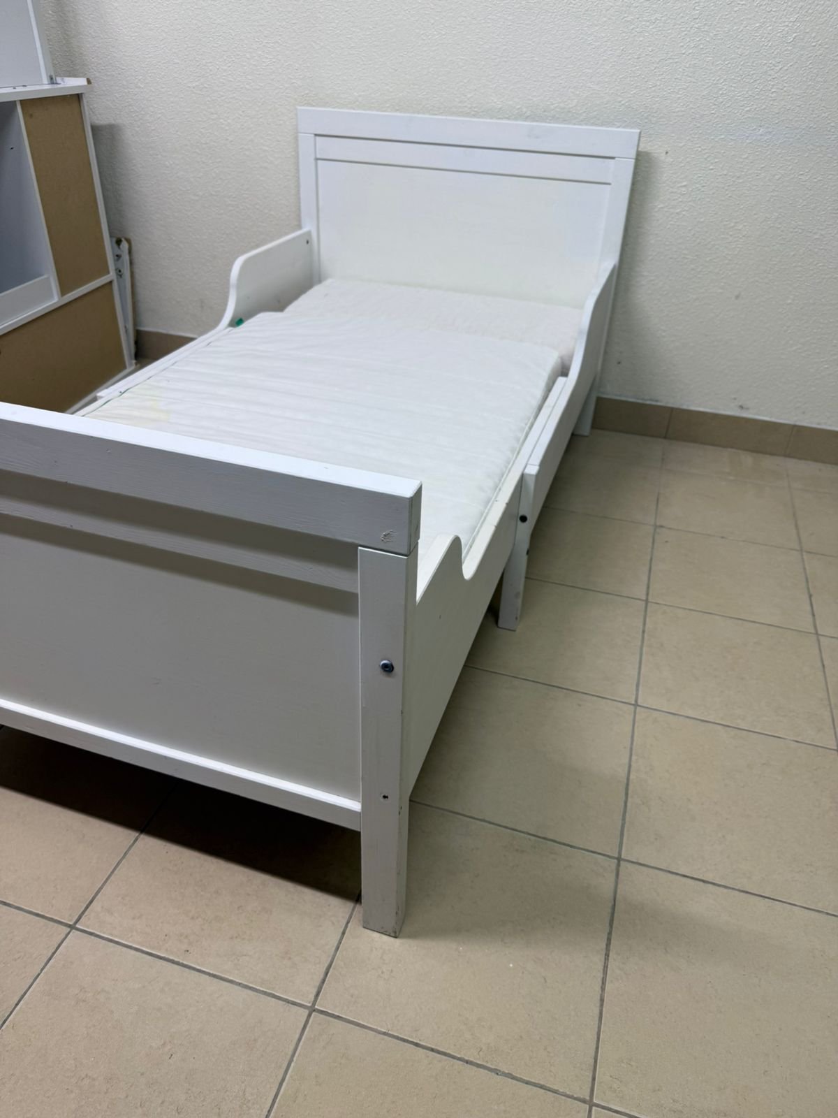 Children's bed for ages 5 to 15