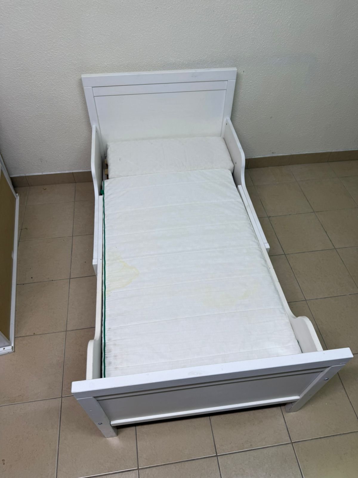 Children's bed for ages 5 to 15 - Image 5