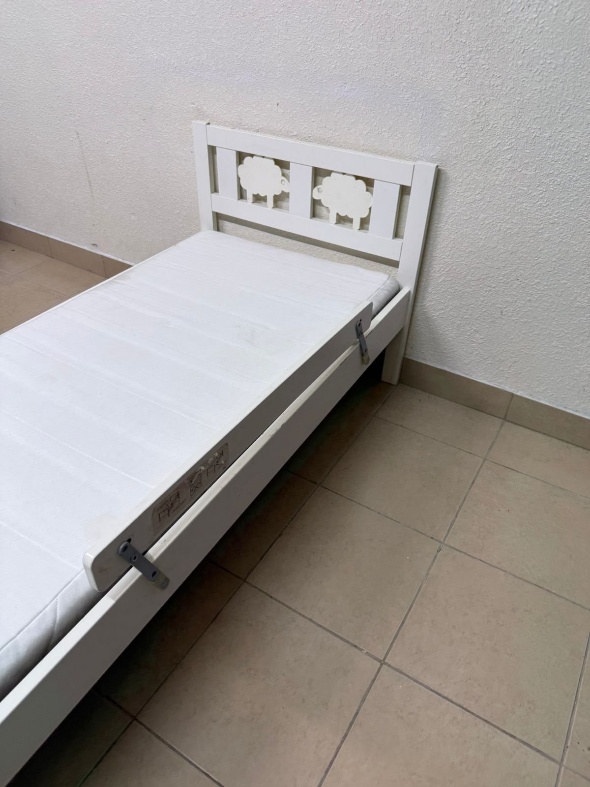 Children's bed for ages 5 to 15 - Image 5