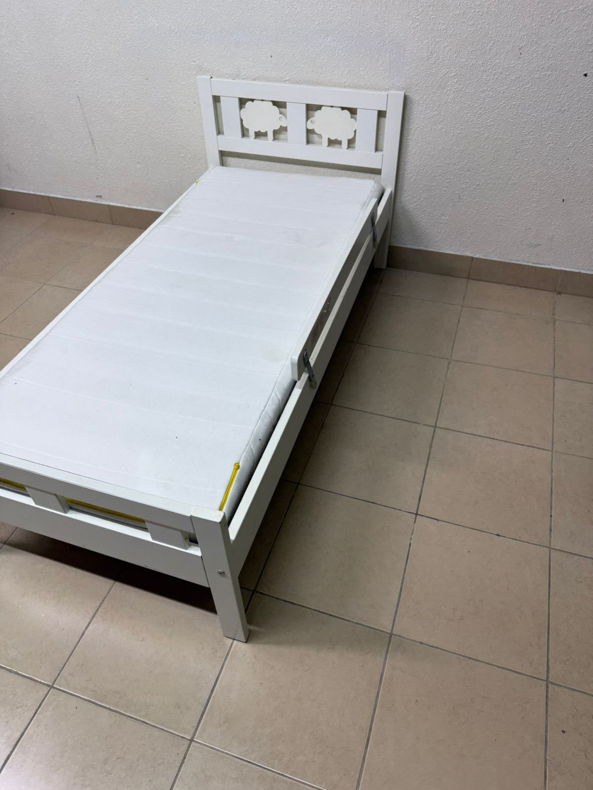 Children's bed for ages 5 to 15 - Image 11