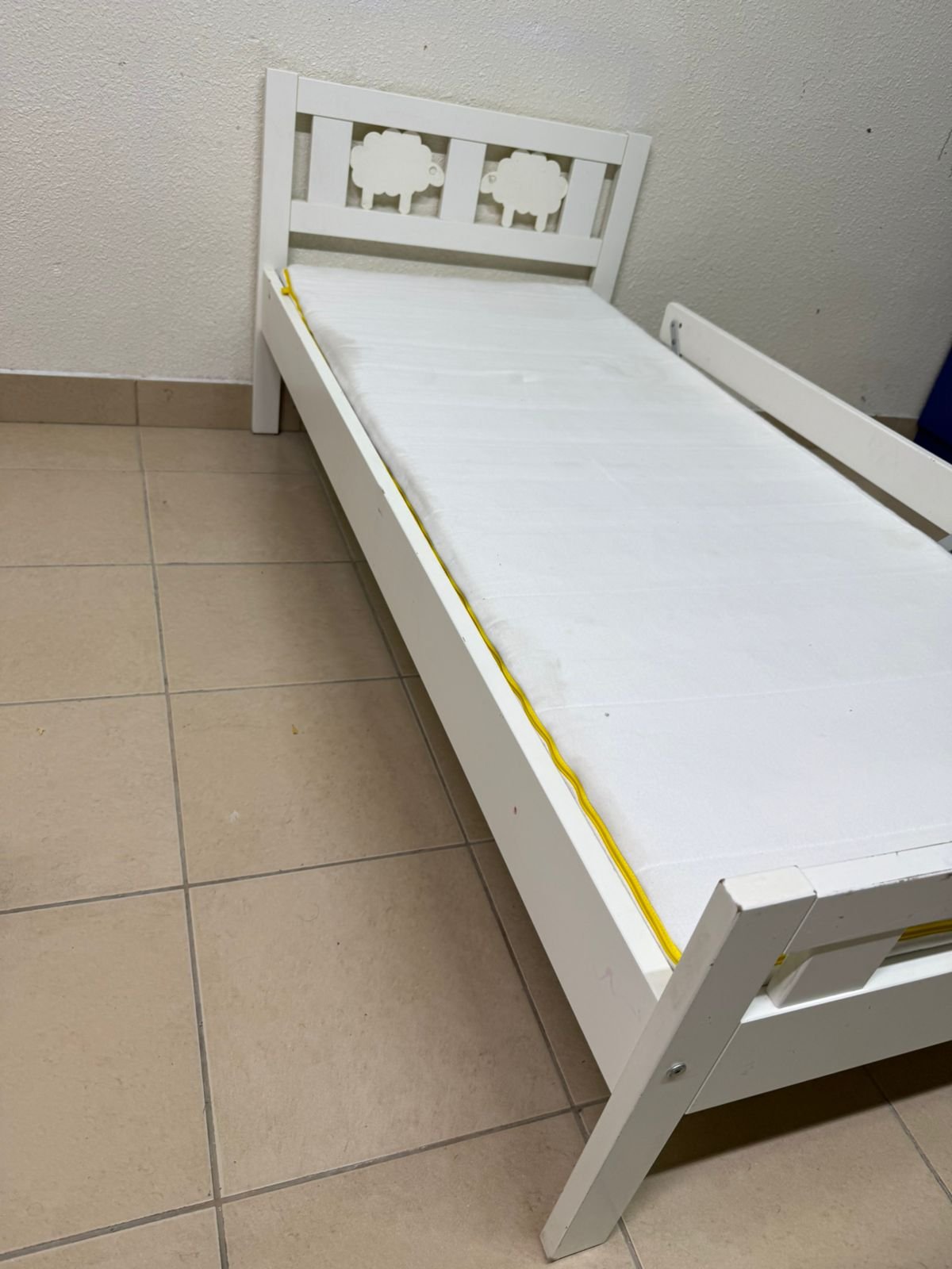 Children's bed for ages 5 to 15 - Image 10