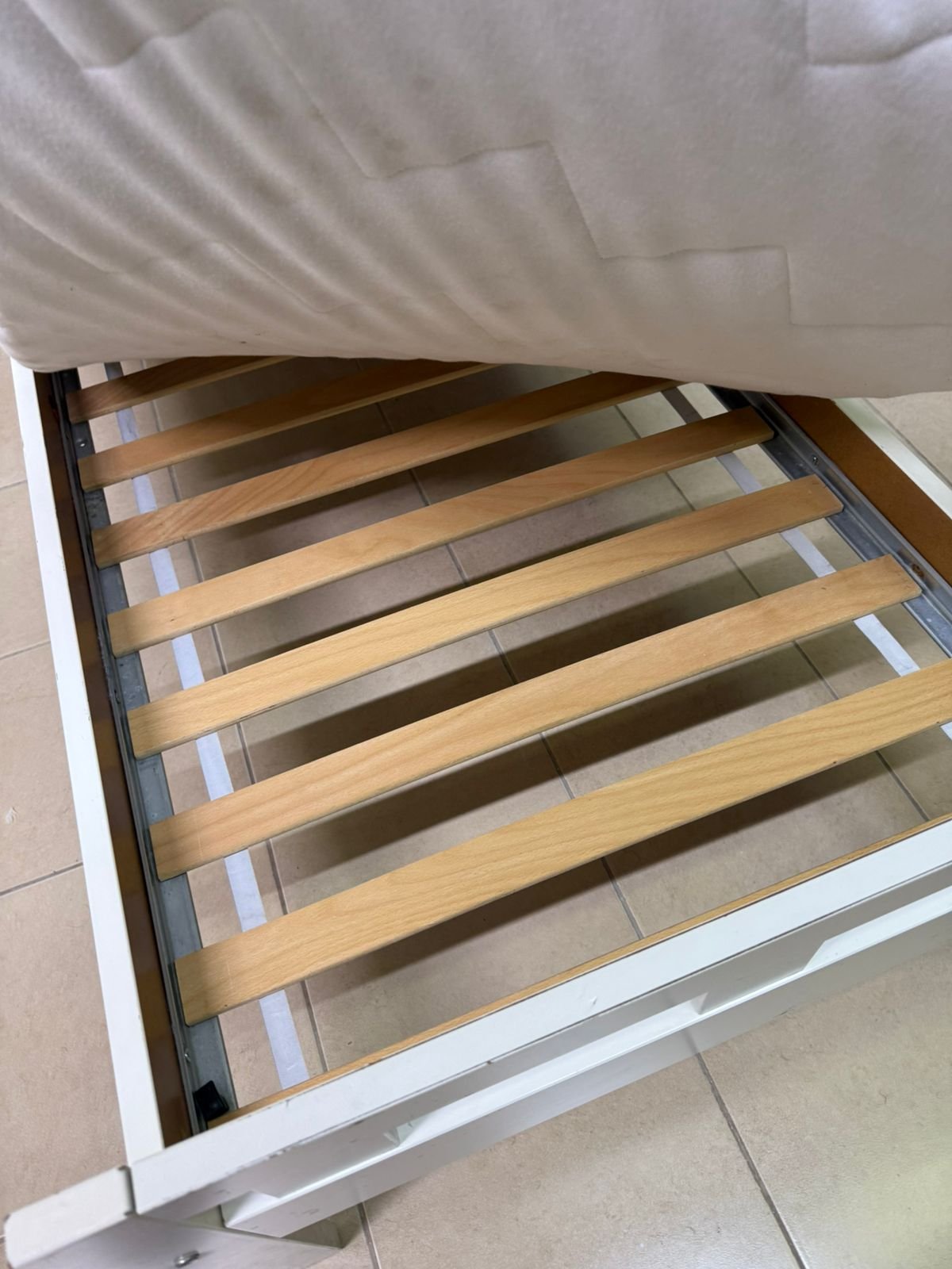 Children's bed for ages 5 to 15 - Image 9