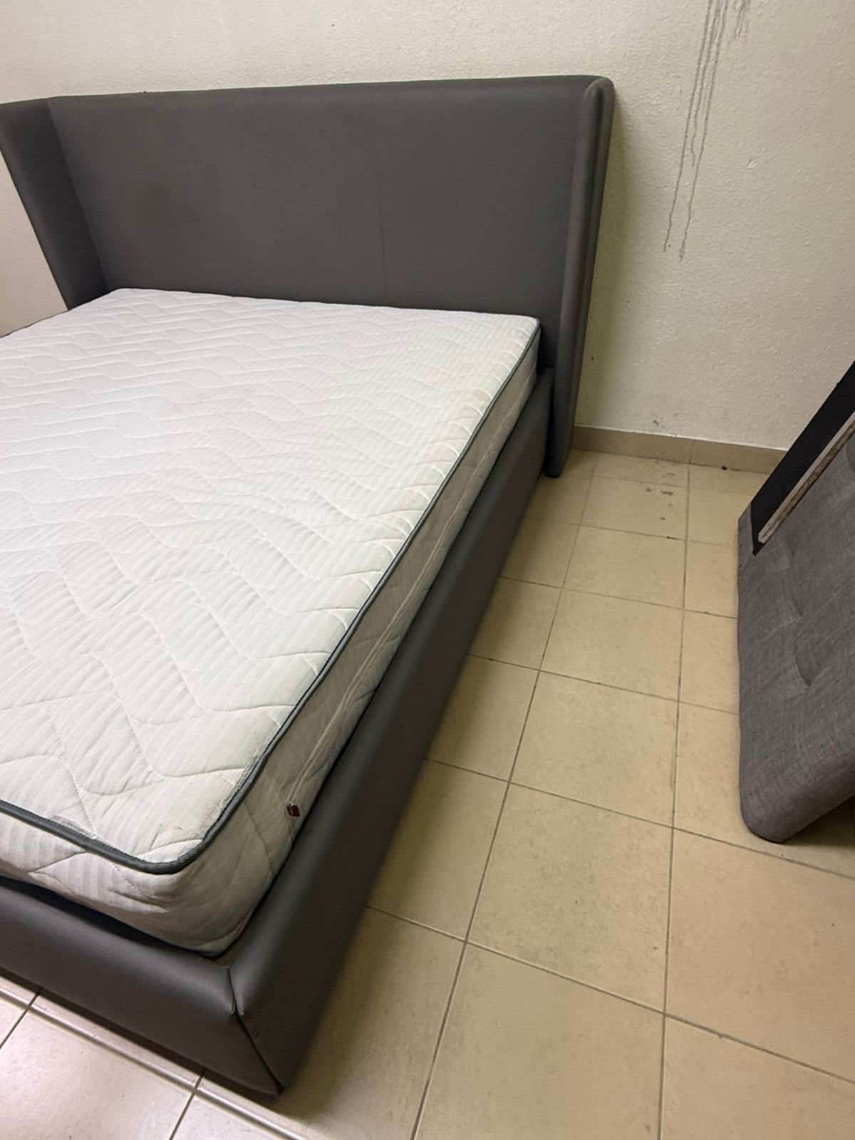 Bed with mattress from The One - Image 9