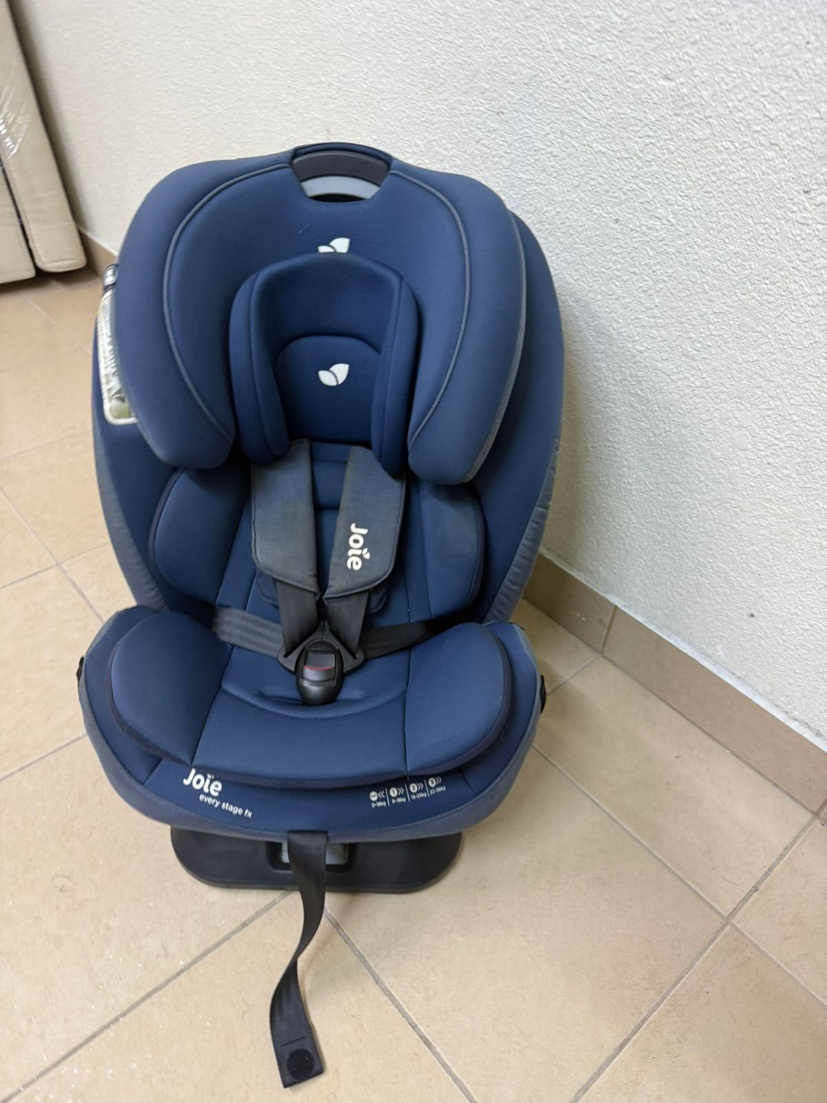 Joy brand car seat - Image 4