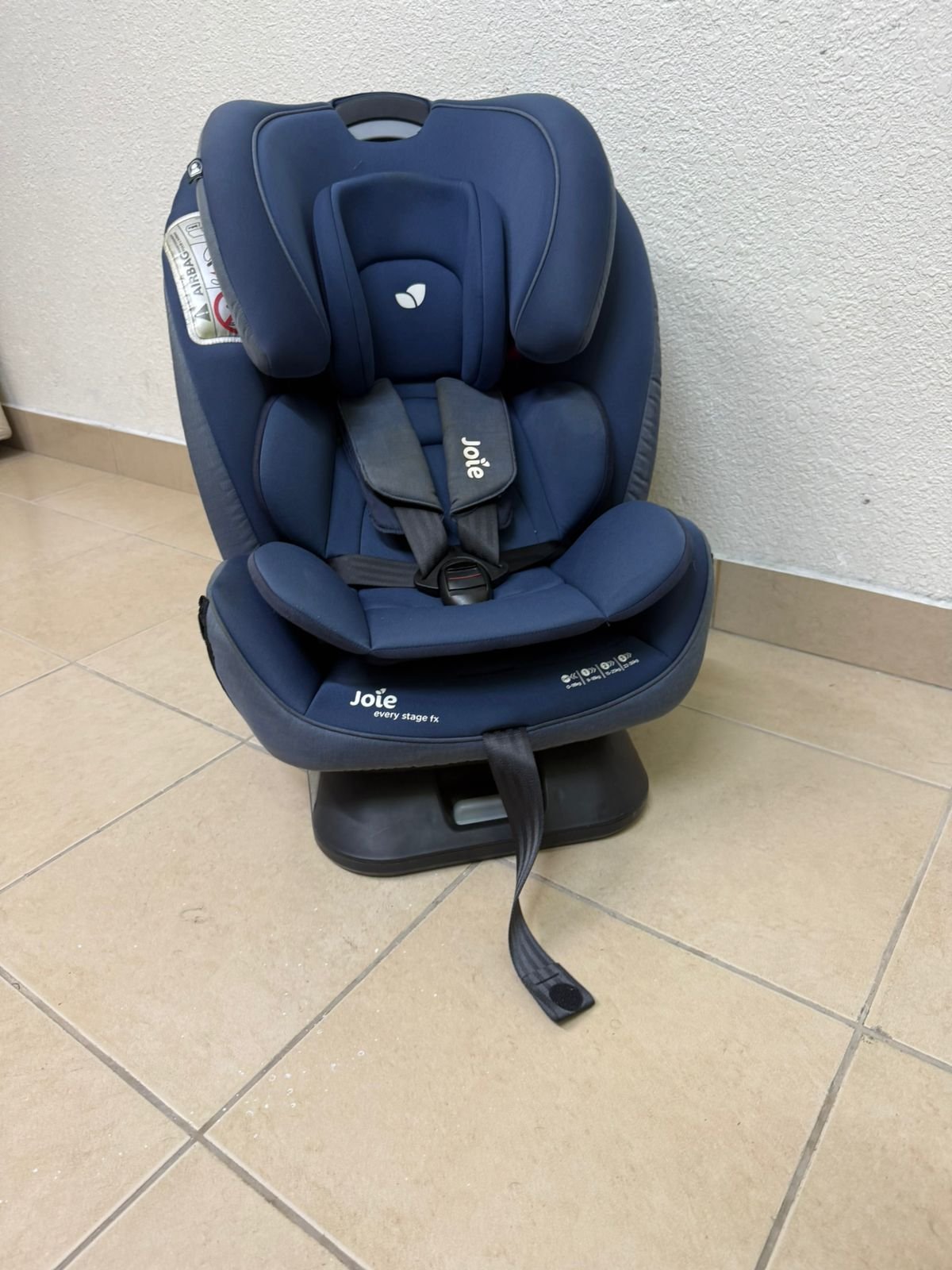 Joy brand car seat - Image 12
