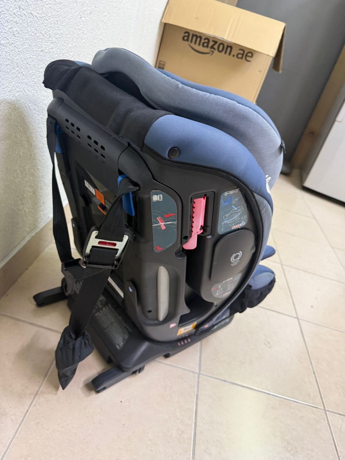 Joy brand car seat - Image 10