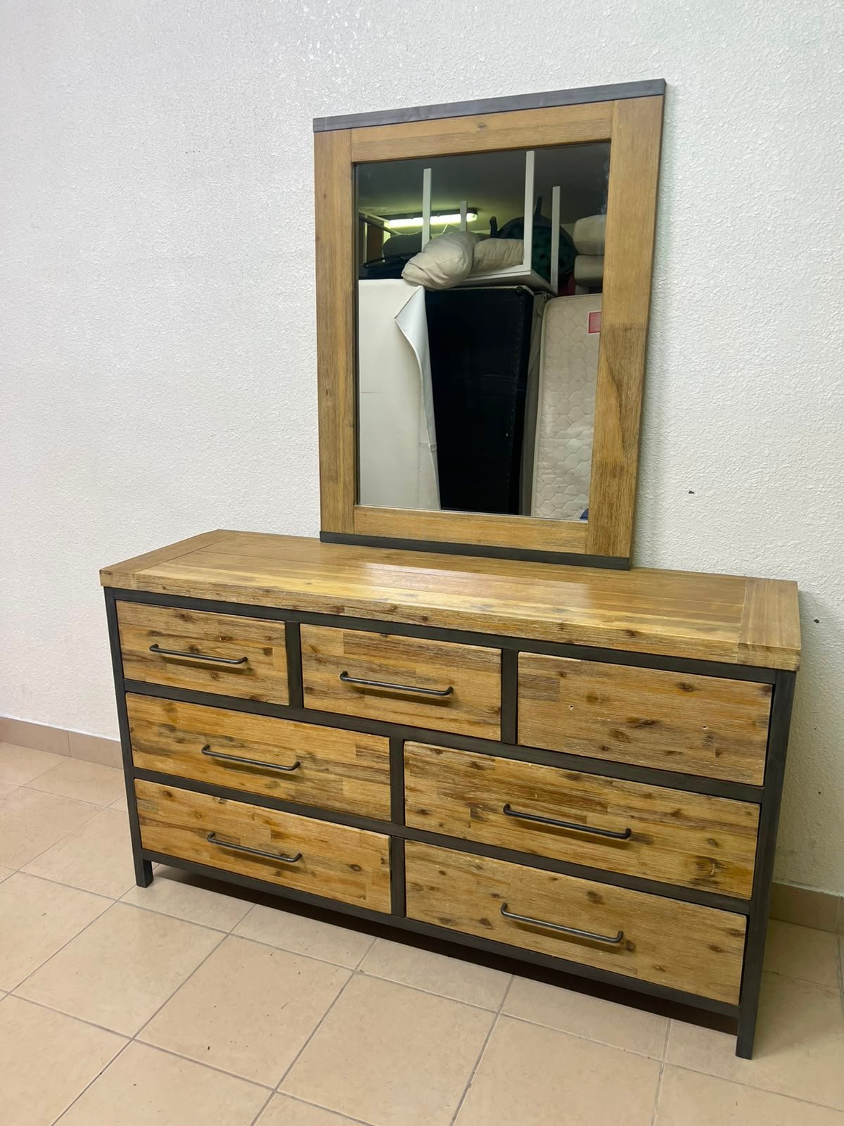 Homes r Us dressing table with 7 drawers and mirror, - Image 9
