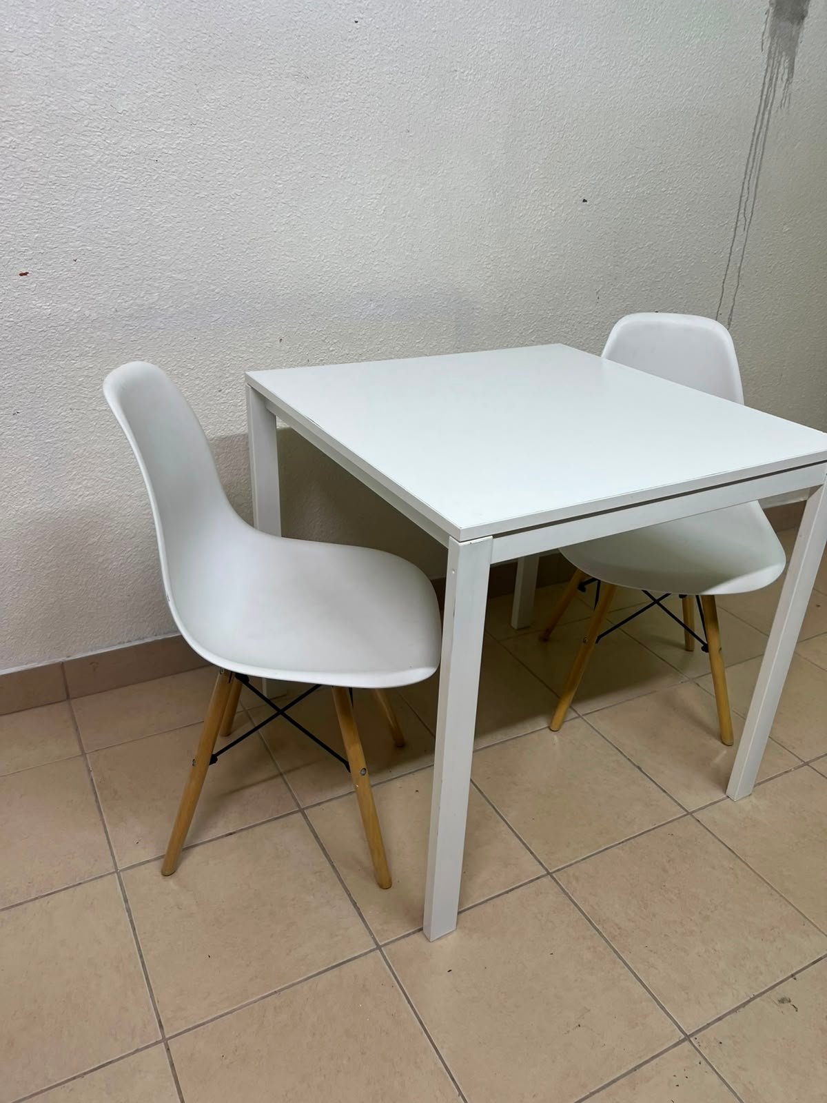 Dining table with two chairs for adults - Image 9