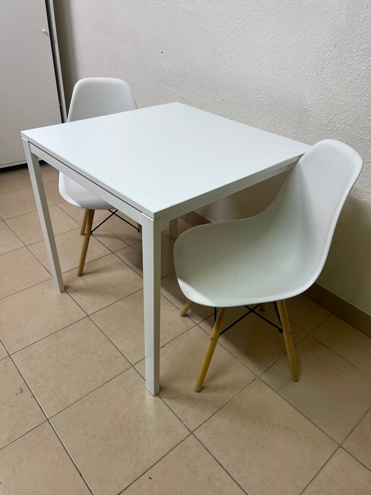 Dining table with two chairs for adults - Image 4