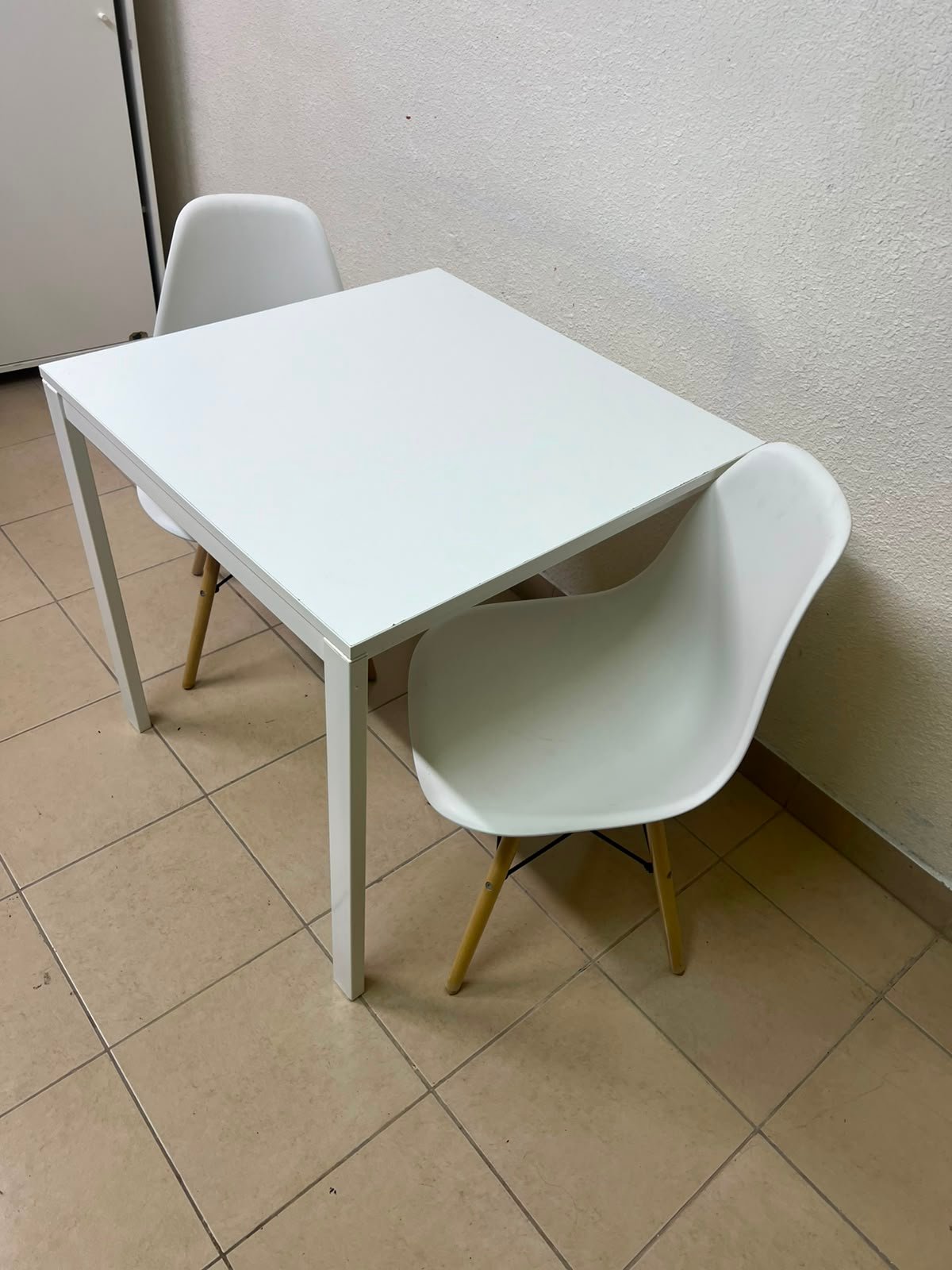 Dining table with two chairs for adults - Image 2