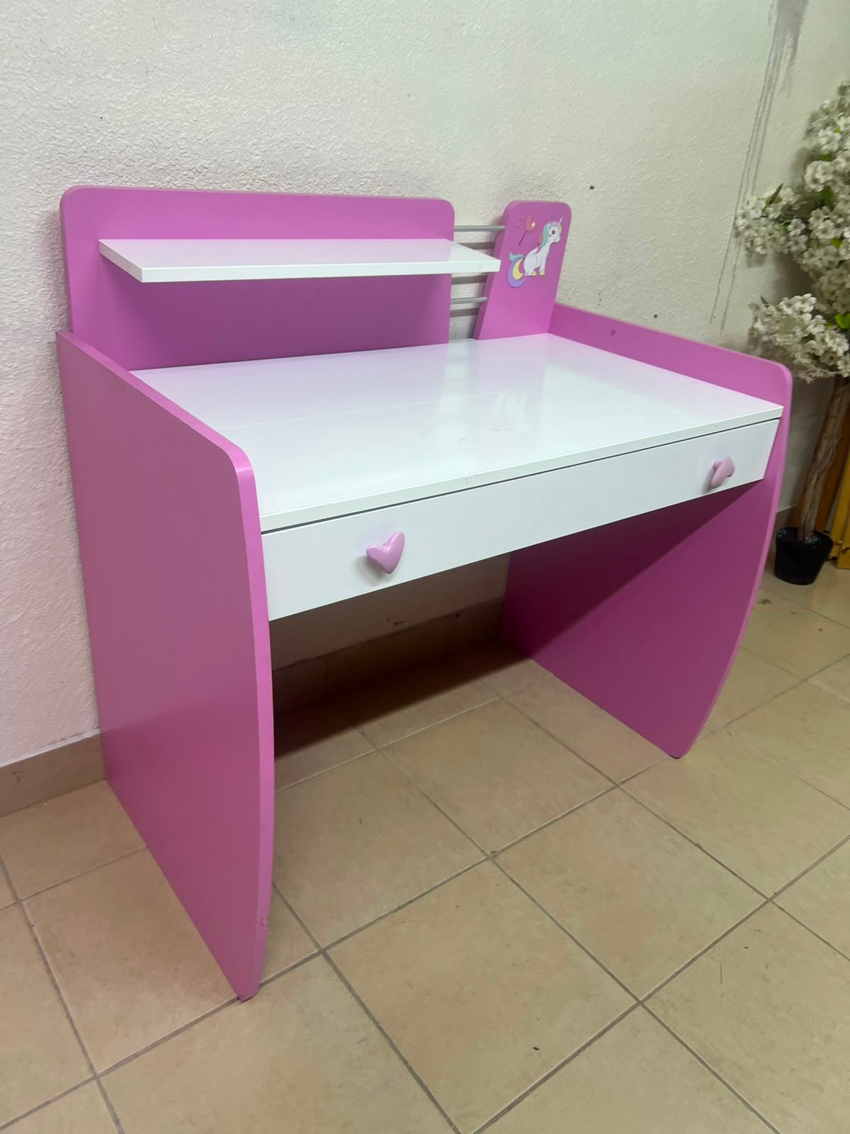 Children's study desk
