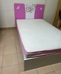 girls' bed 120x200 cm
