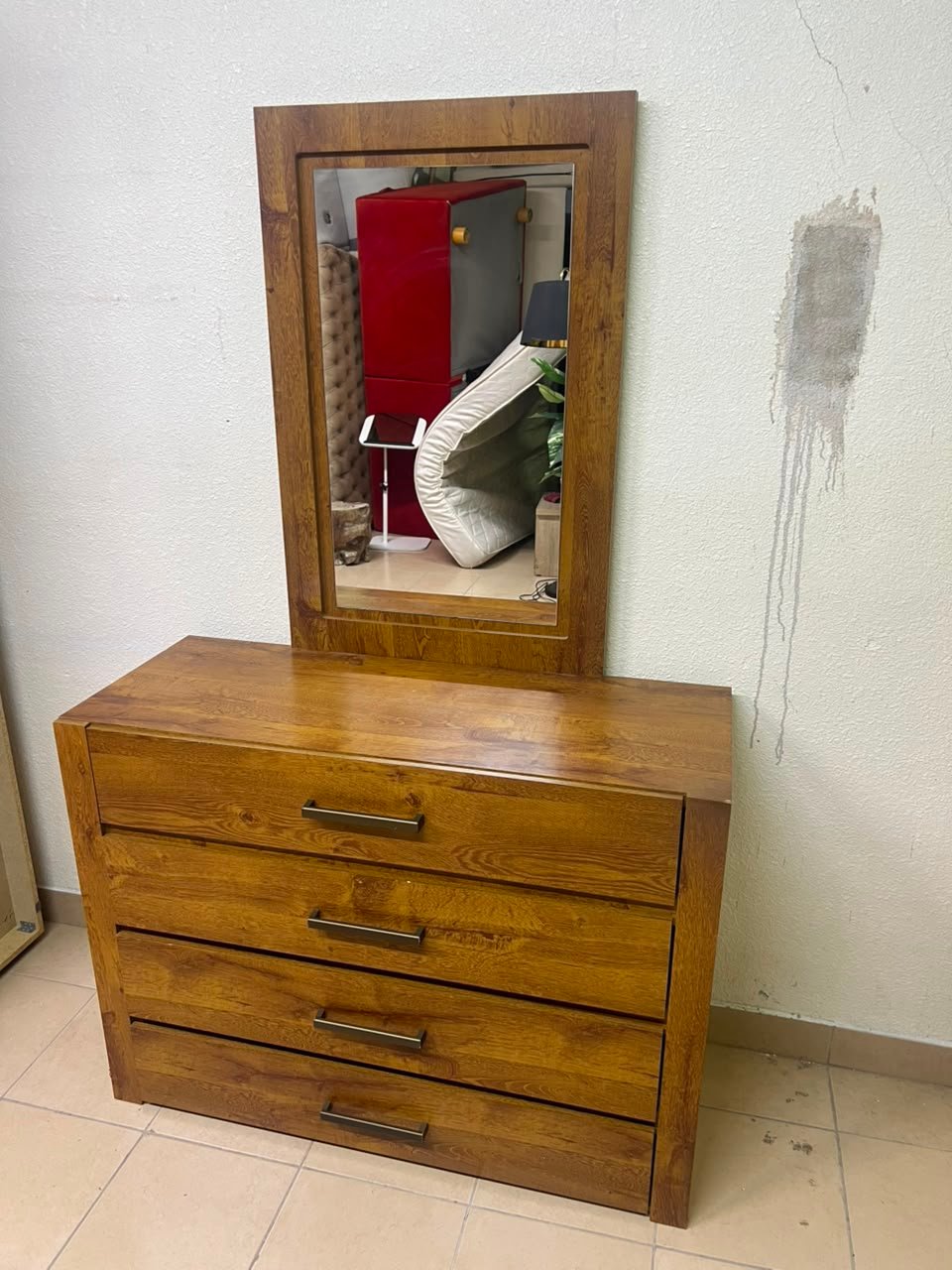 Pan Home dressing table - Image 2