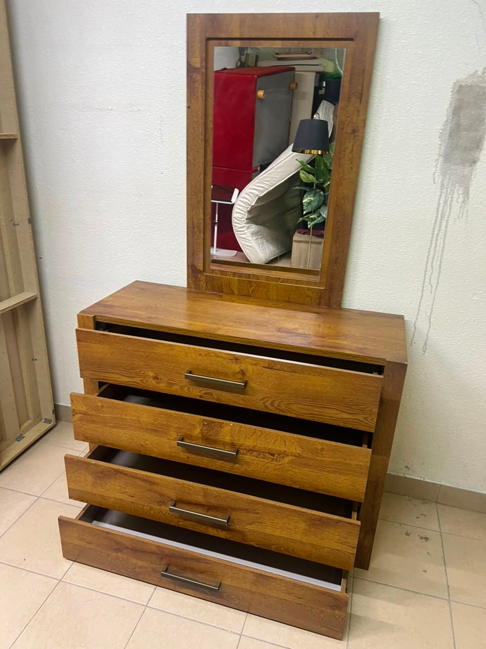 Pan Home dressing table - Image 7
