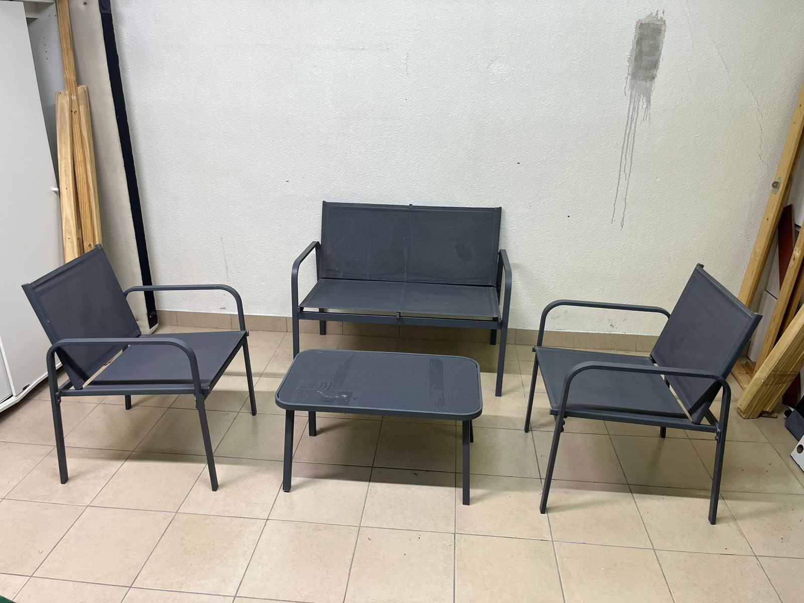 Outdoor garden seating - Image 2