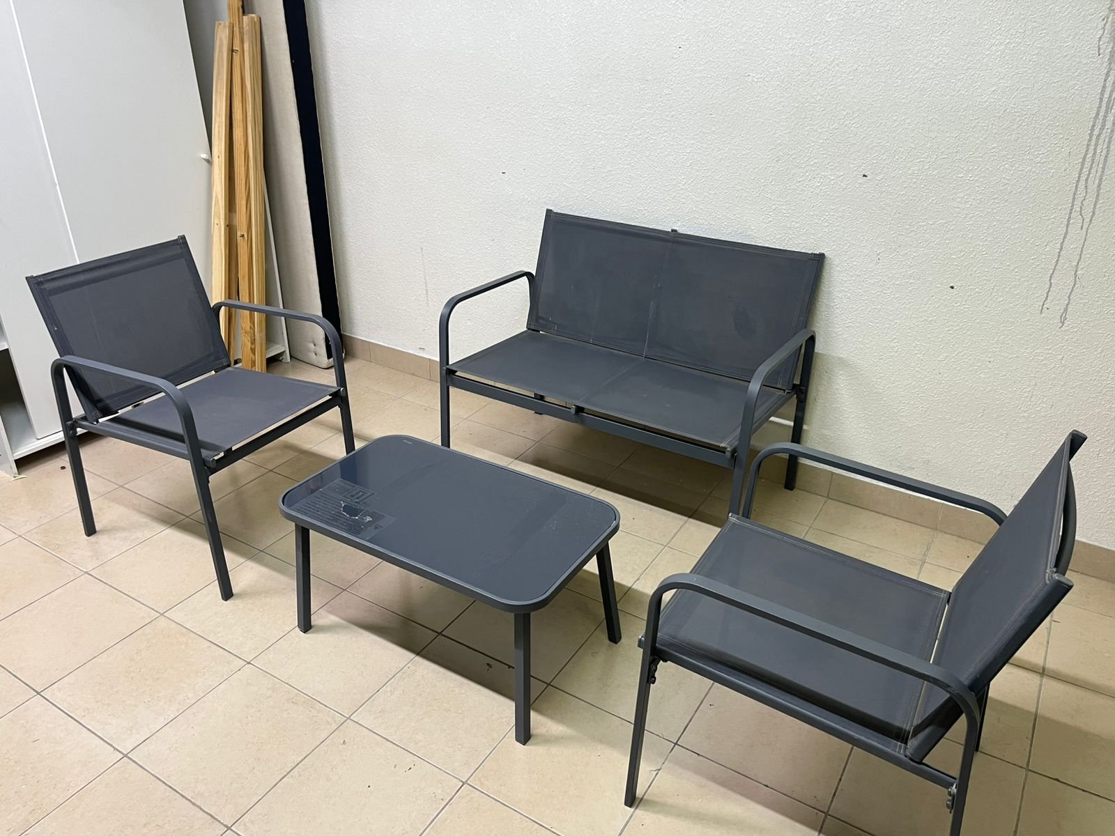Outdoor garden seating - Image 10
