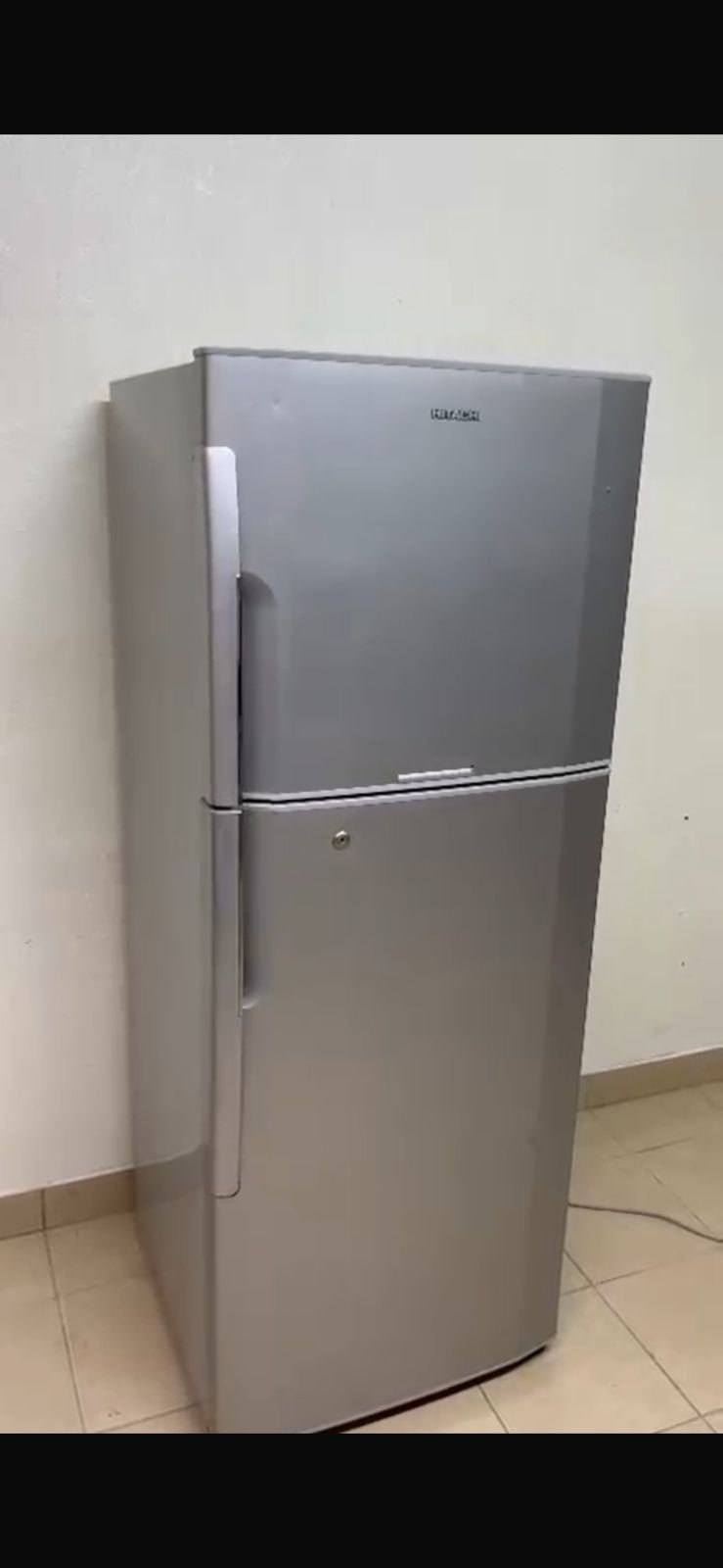 Hitachi 440 liter refrigerator - Image 3