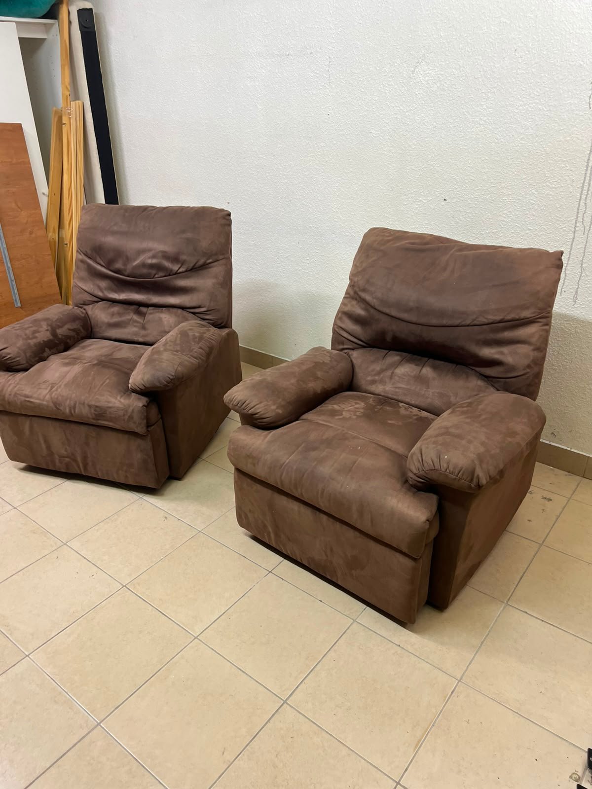 A mocha brown fabric recliner chair with comfortable foam padding. - Image 11