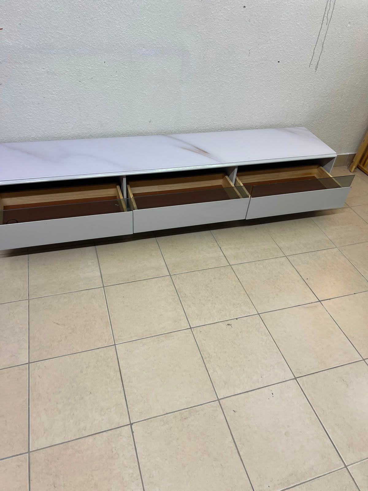 Home Centre TV stand - Image 5