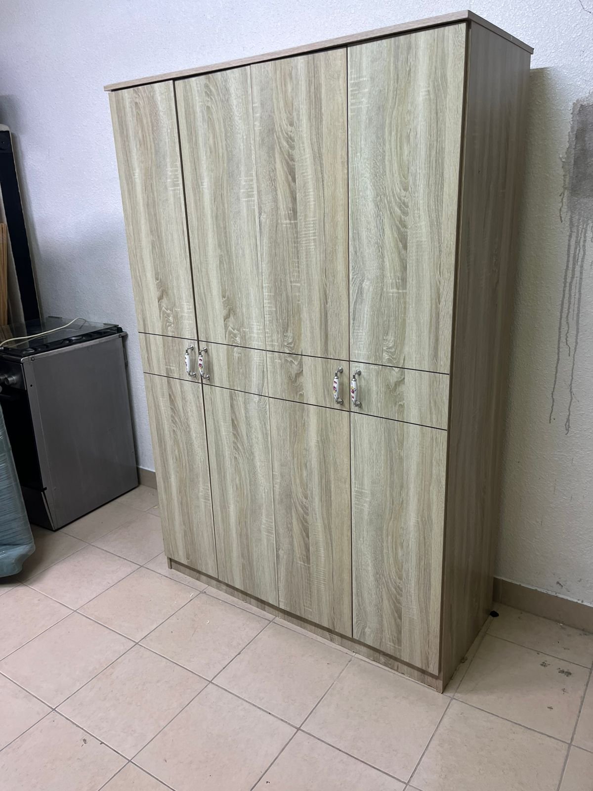 4-door wardrobe - Image 8