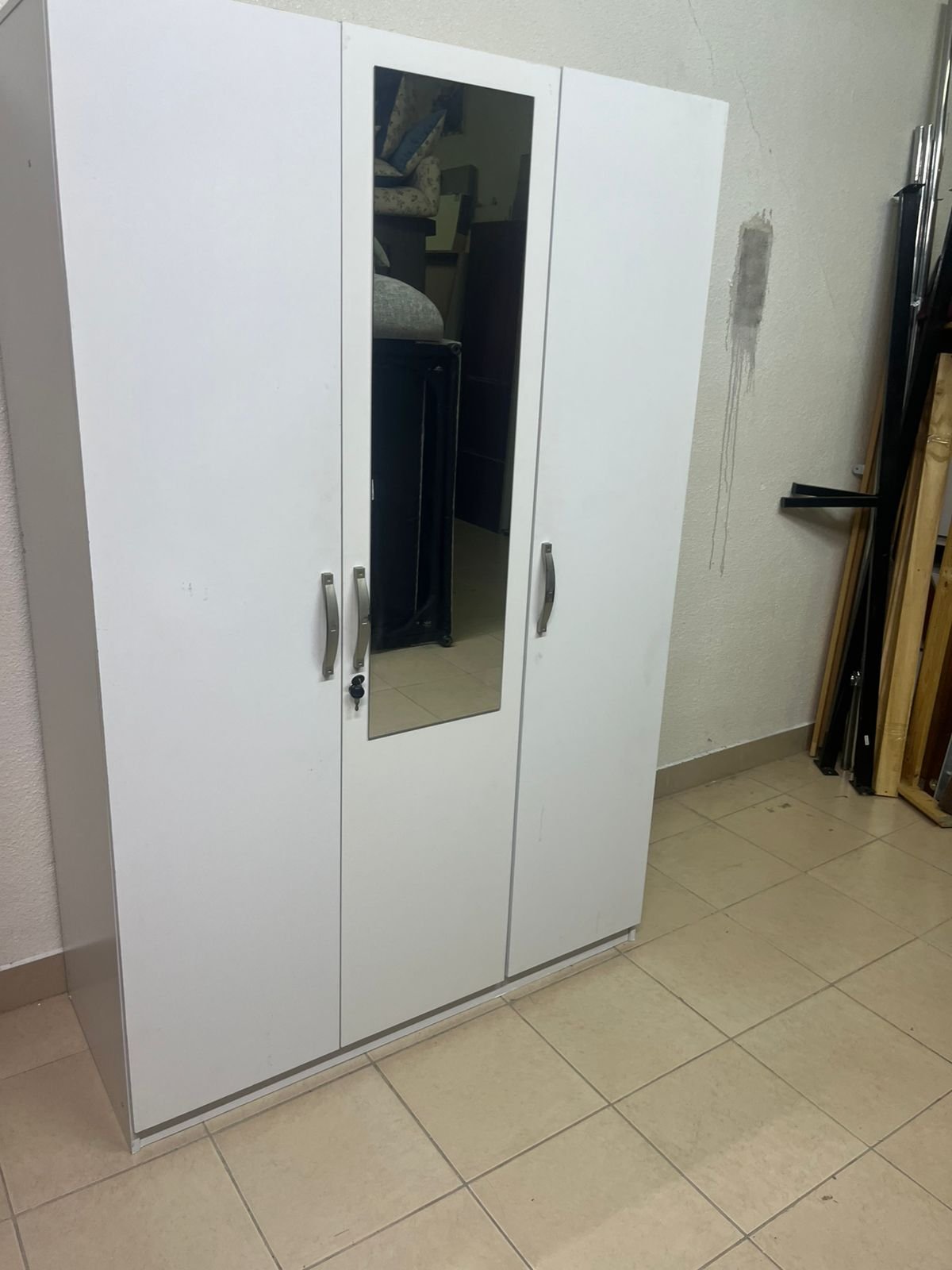 3-door wardrobe - Image 8