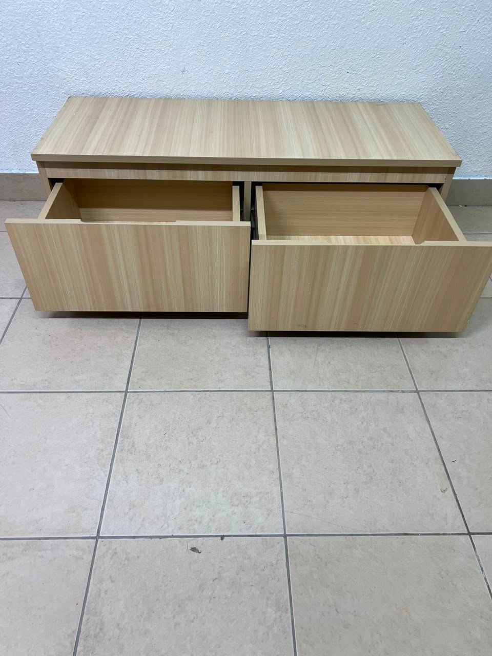 Sturdy wooden TV stand - Image 4