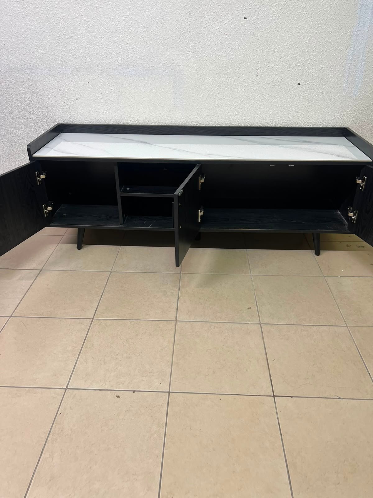VEELOK brand TV unit with a modern design and black wooden legs - Image 5