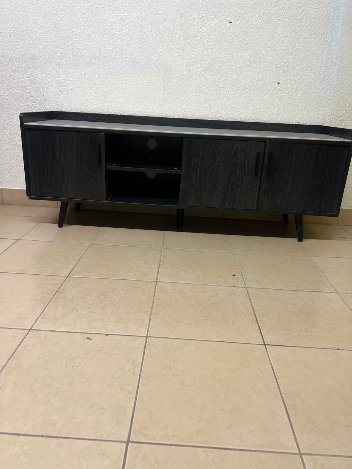 VEELOK brand TV unit with a modern design and black wooden legs - Image 7