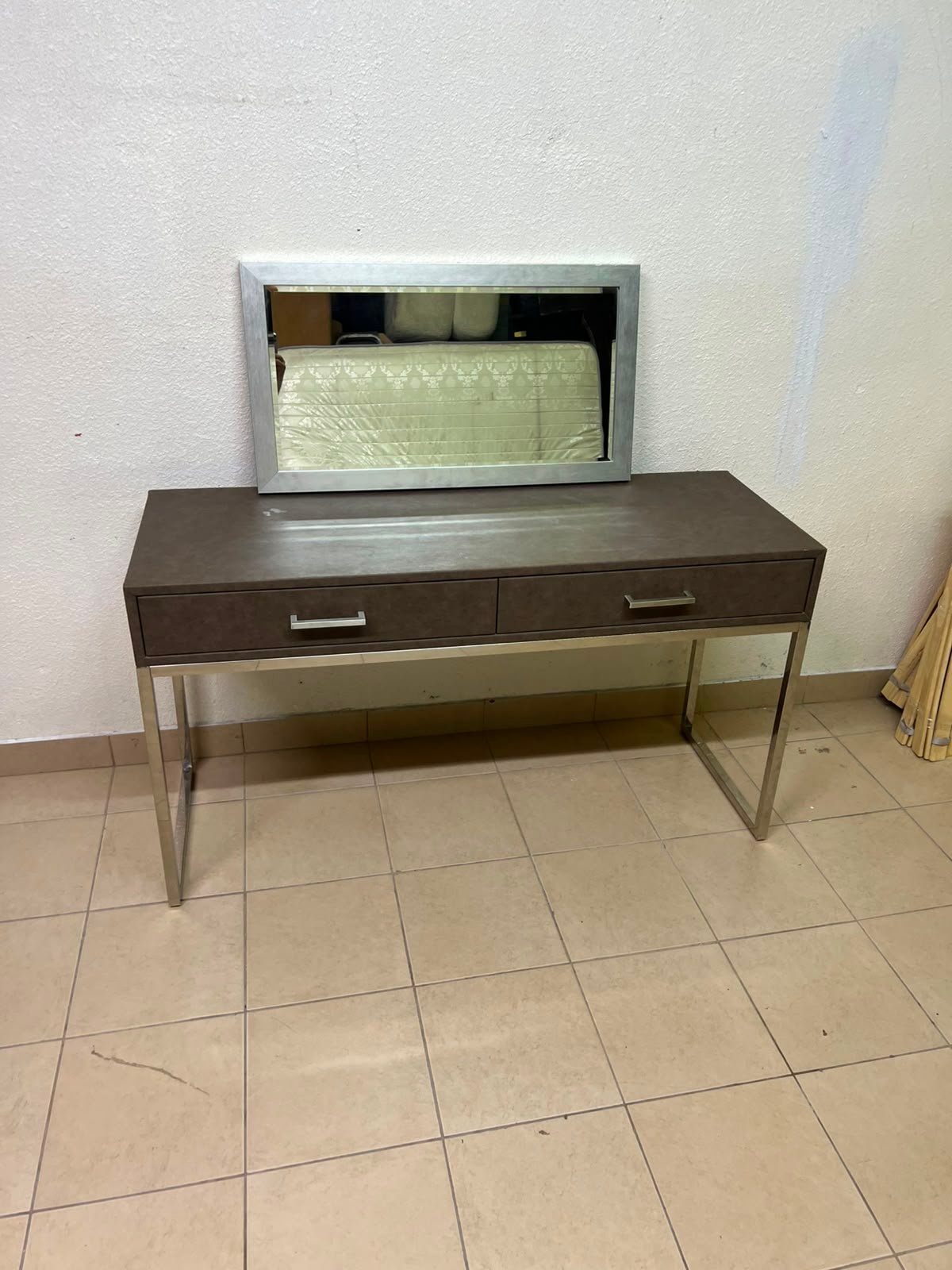 This Monarch Specialties console table features a modern design in gray with a metal frame. - Image 7